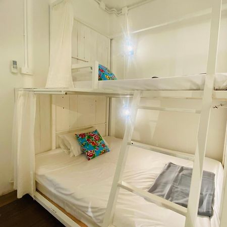 Chiza Hostel Chiangmai Chiang Mai Esterno foto