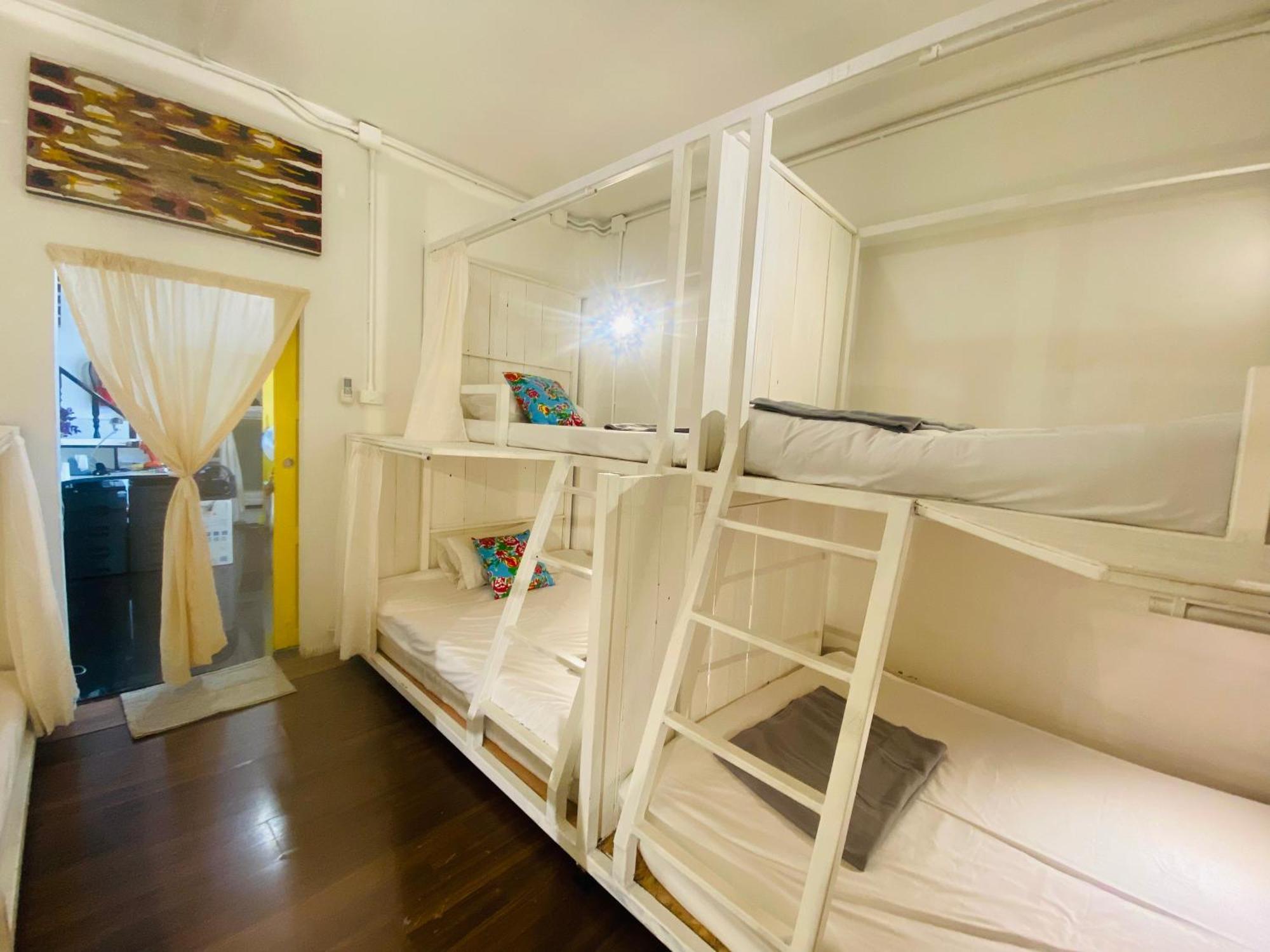 Chiza Hostel Chiangmai Chiang Mai Esterno foto