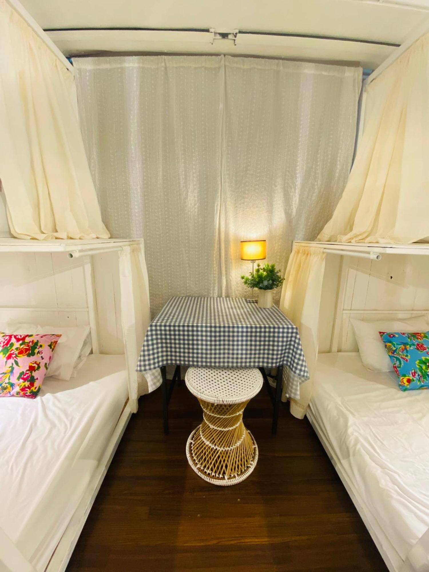 Chiza Hostel Chiangmai Chiang Mai Esterno foto
