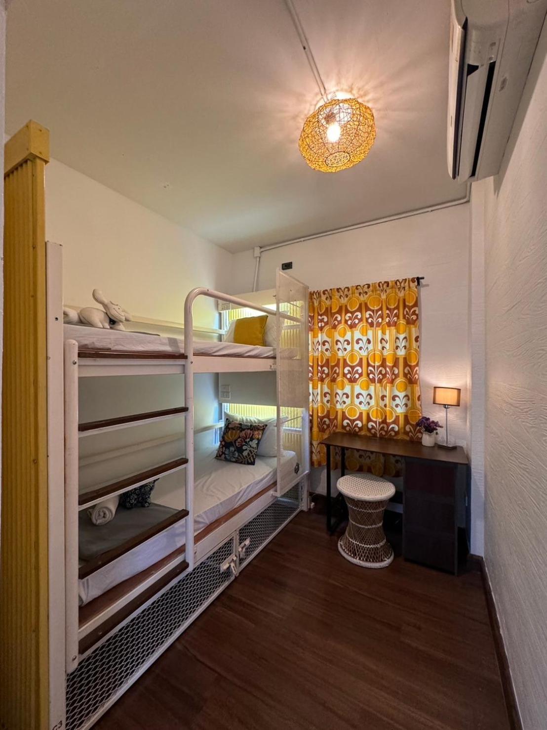 Chiza Hostel Chiangmai Chiang Mai Esterno foto